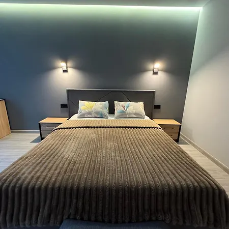 Apartment замарстинівська 40